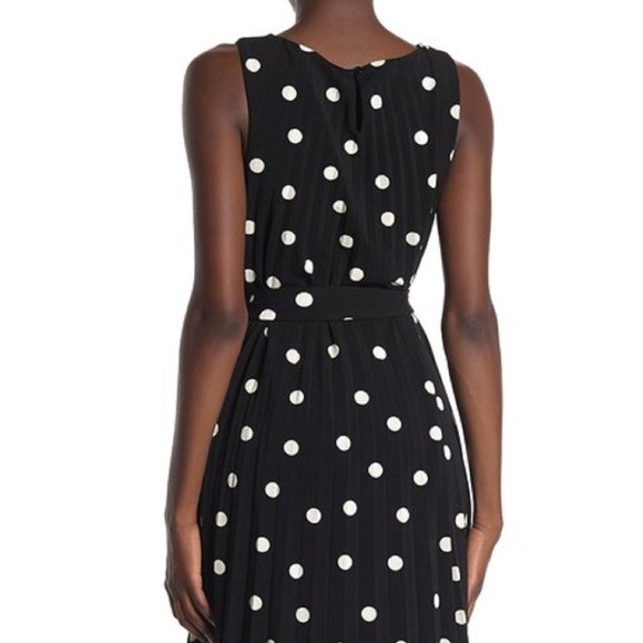 T Tahari Polka Dot Jersey Sleeveless Dress - NWT - Picture 2 of 9